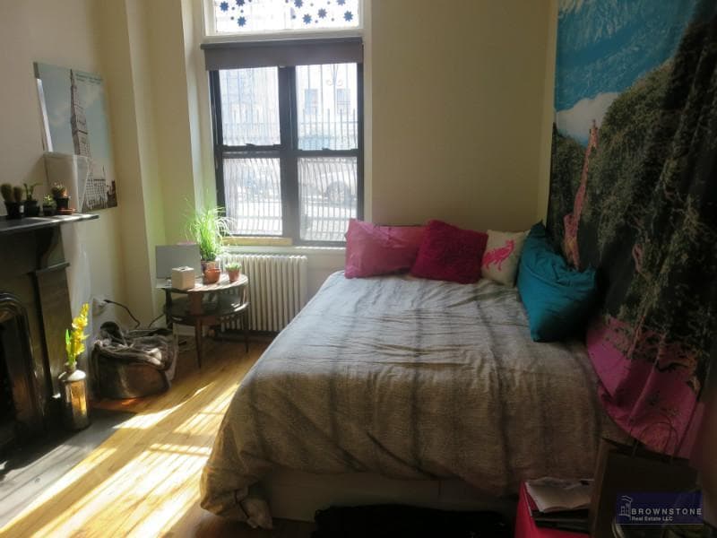 You've got to be okay with some street noise to consider this Park Slope studio (that's below median price)