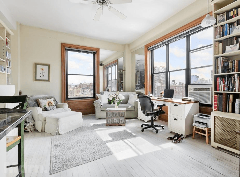 This Upper West Side prewar one-bedroom has a "You've Got Mail" vibe (for very good reason)