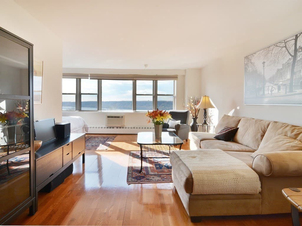 A Riverdale studio with pool access—for less than $200K