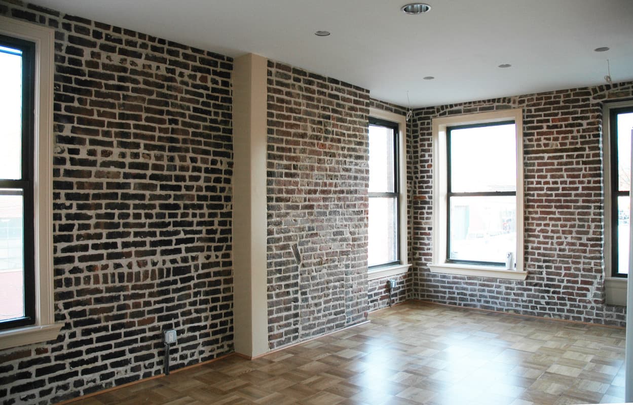 Why is this Gowanus three-bedroom only $3,000 a month?