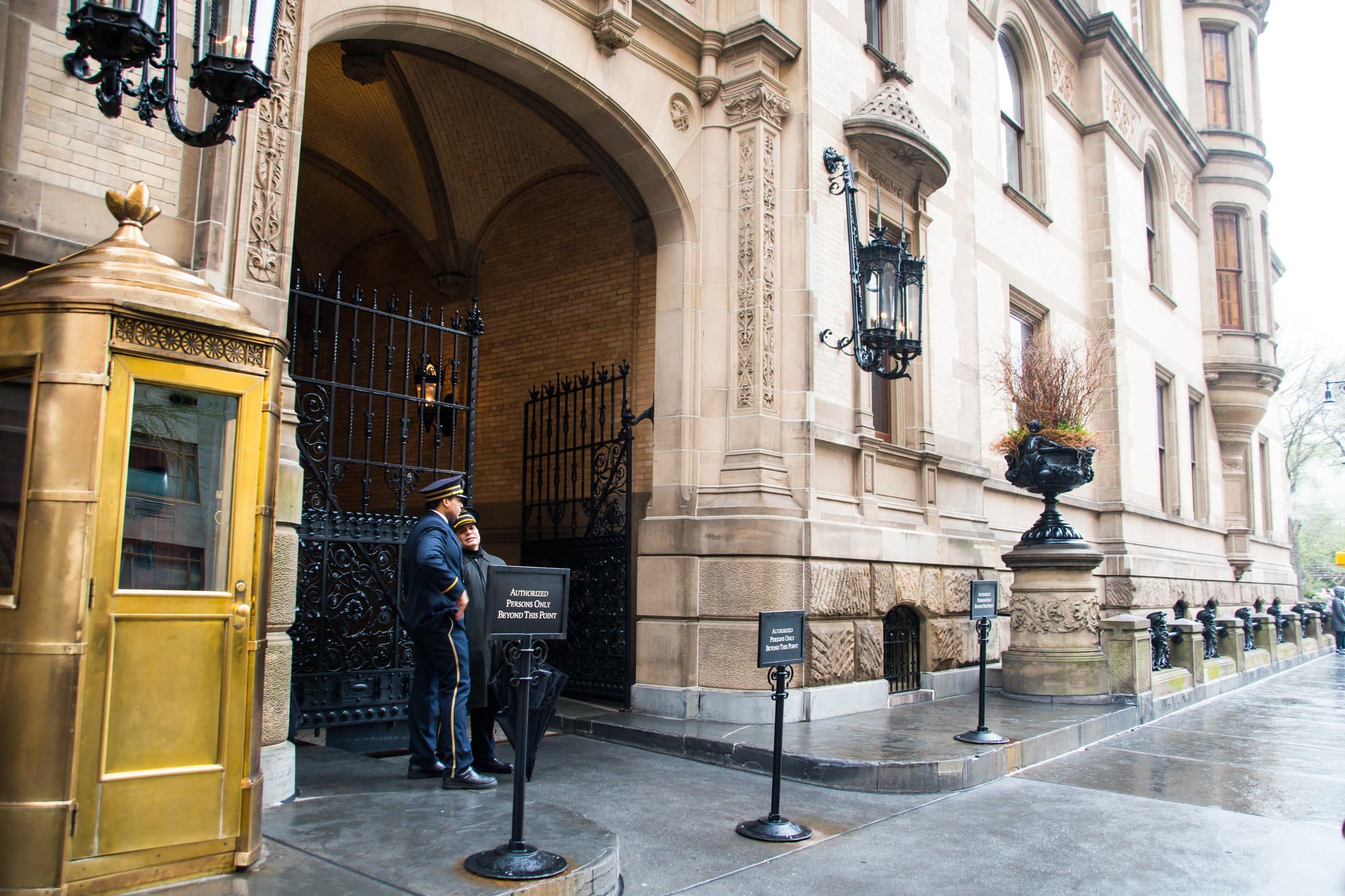 Treasury secretary lists Park Avenue co-op for $32.5 million, lessons from a robbery, & more