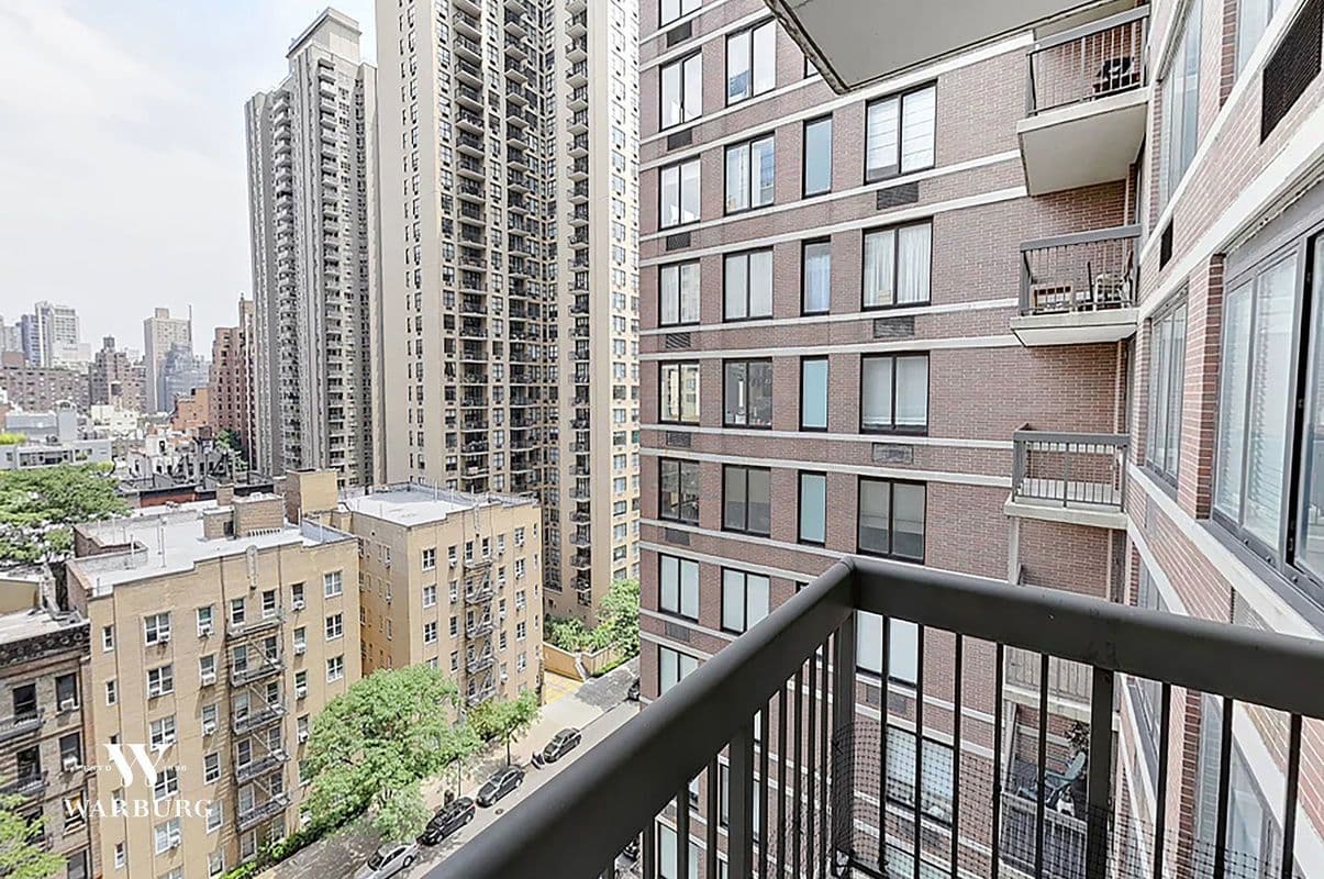 We got an 'insane deal' on an Upper East Side rental with a discount and upgrades