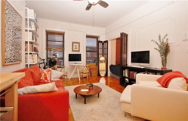A $2,195 Park Slope studio that's got convenience outside and quaintness inside