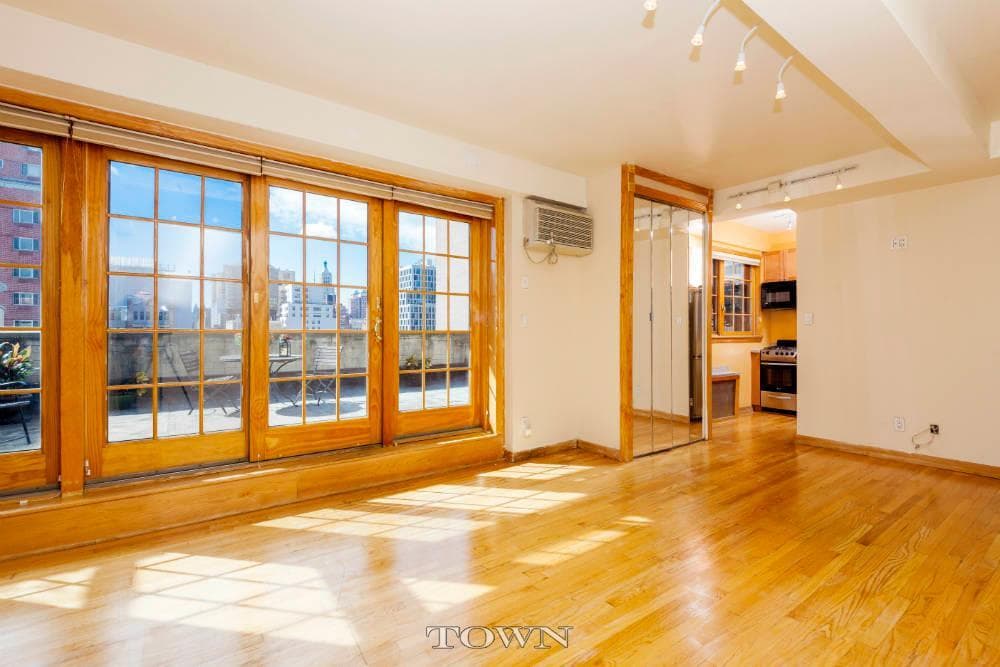 A touch of London in Kips Bay -- for $2,700 a month