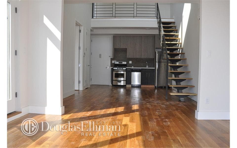 Take It or Leave It: Is this Prospect Heights/Crown Heights duplex worth $4,050/month?