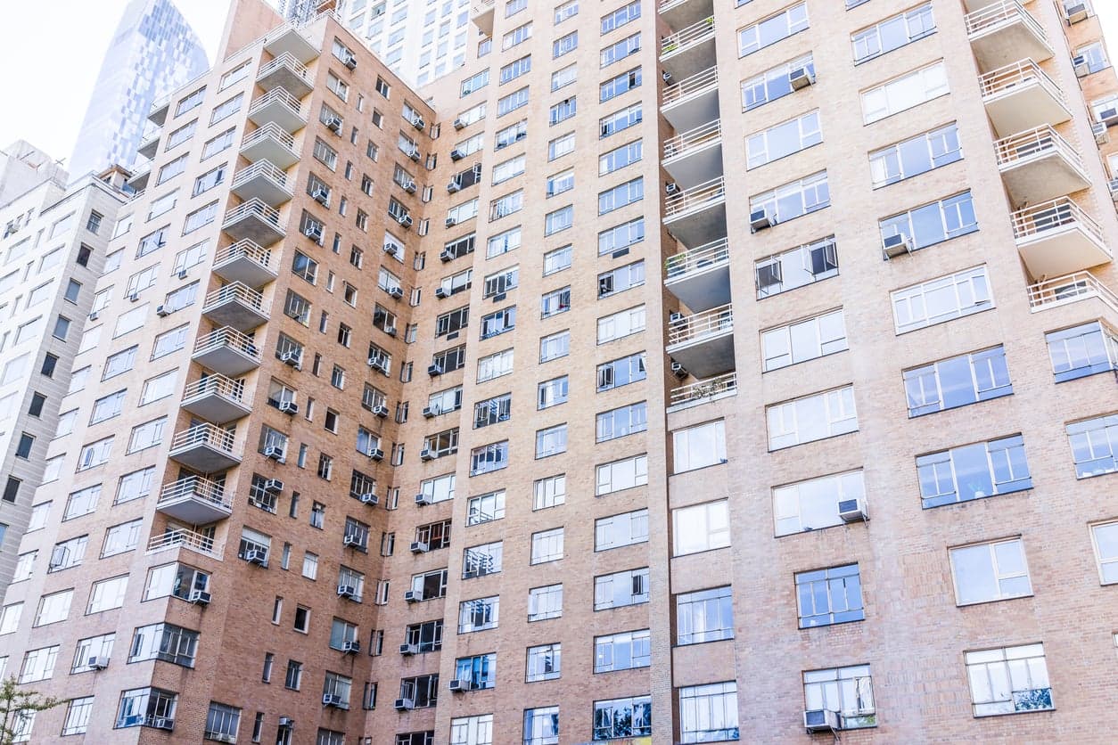 Stuck with empty apartments, NYC landlords are offering more generous freebies