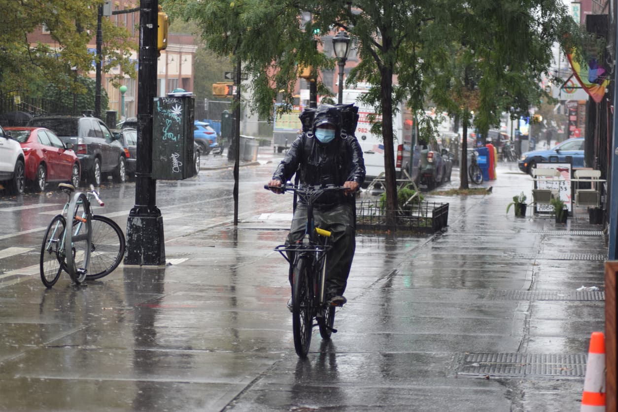 Foreclosures on the rise, a twist in the UWS shelter saga, & more