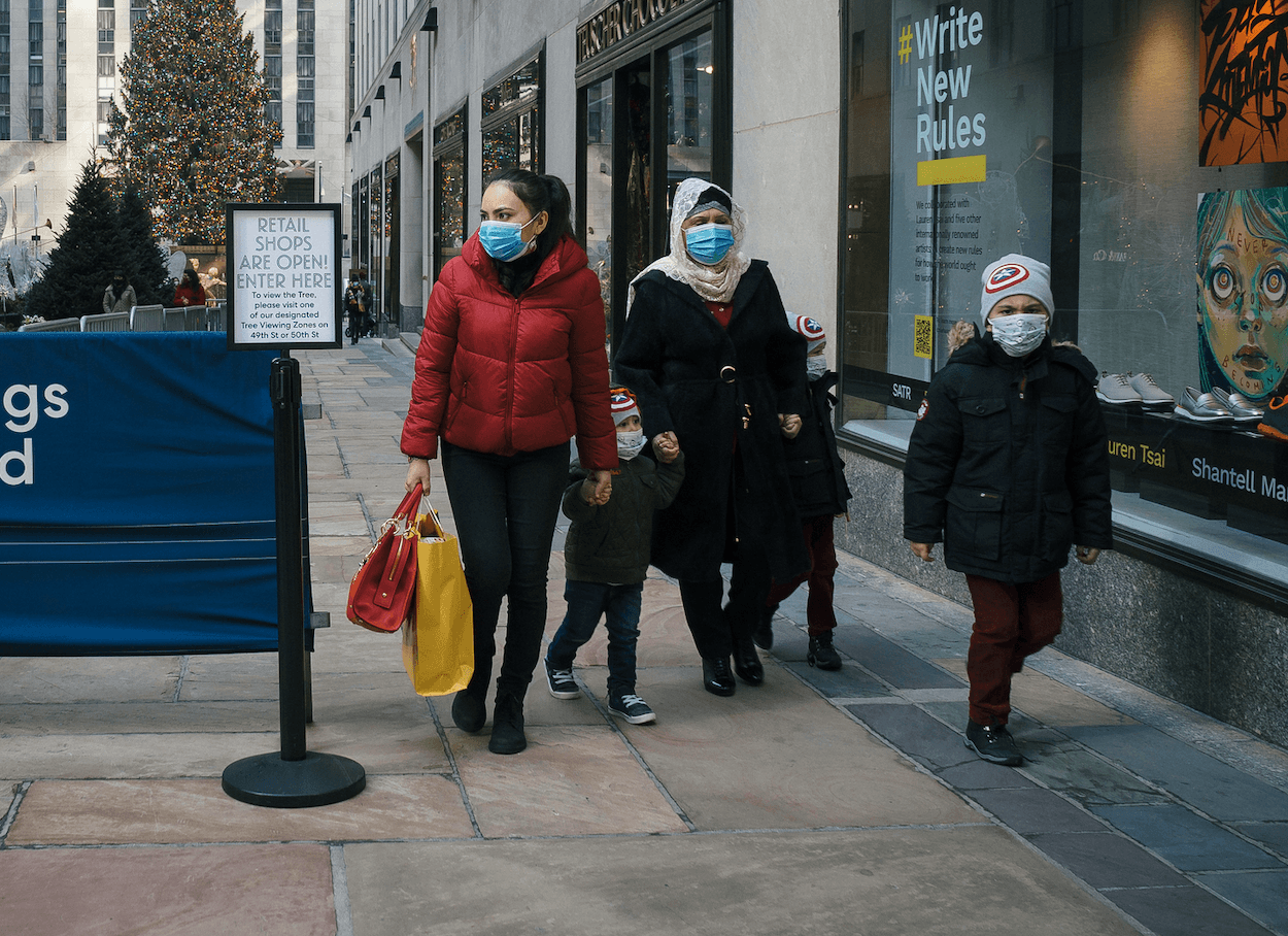 A full shutdown looms, outdoor dining faces snow closures, & more