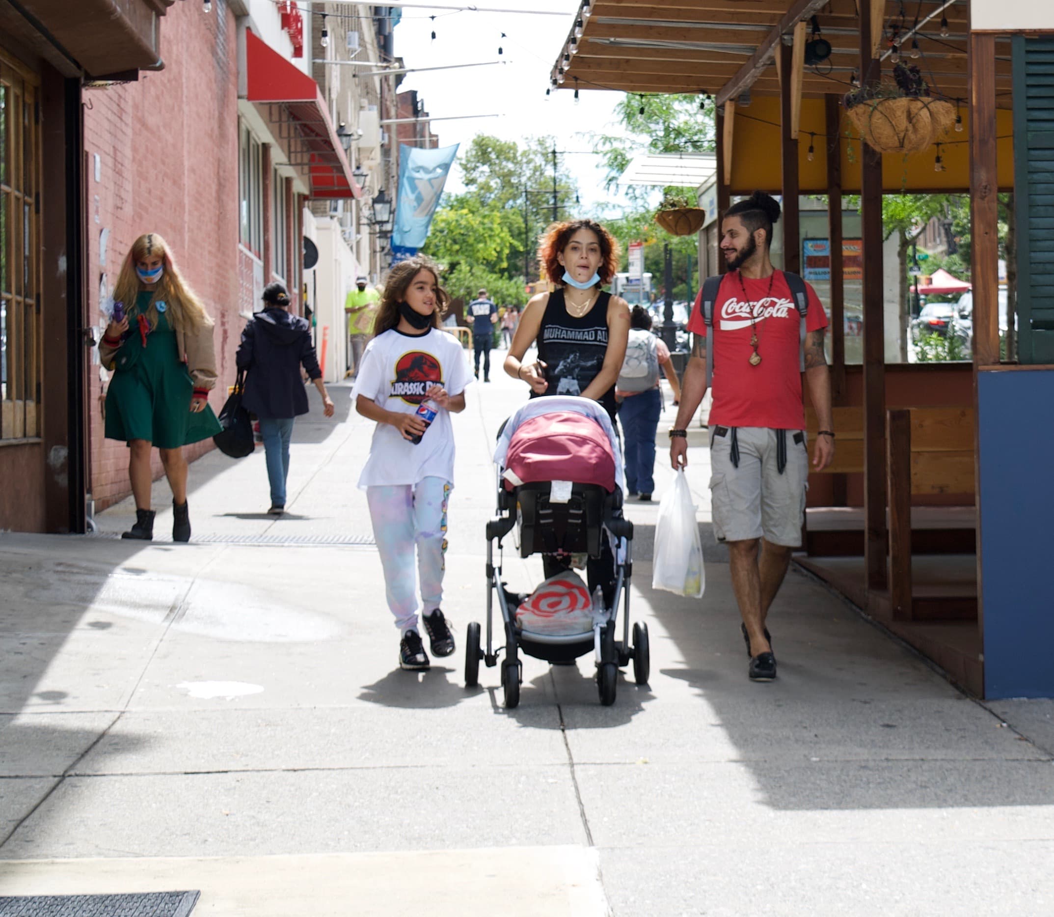 UWS condo battle, buying a vacation home, & more