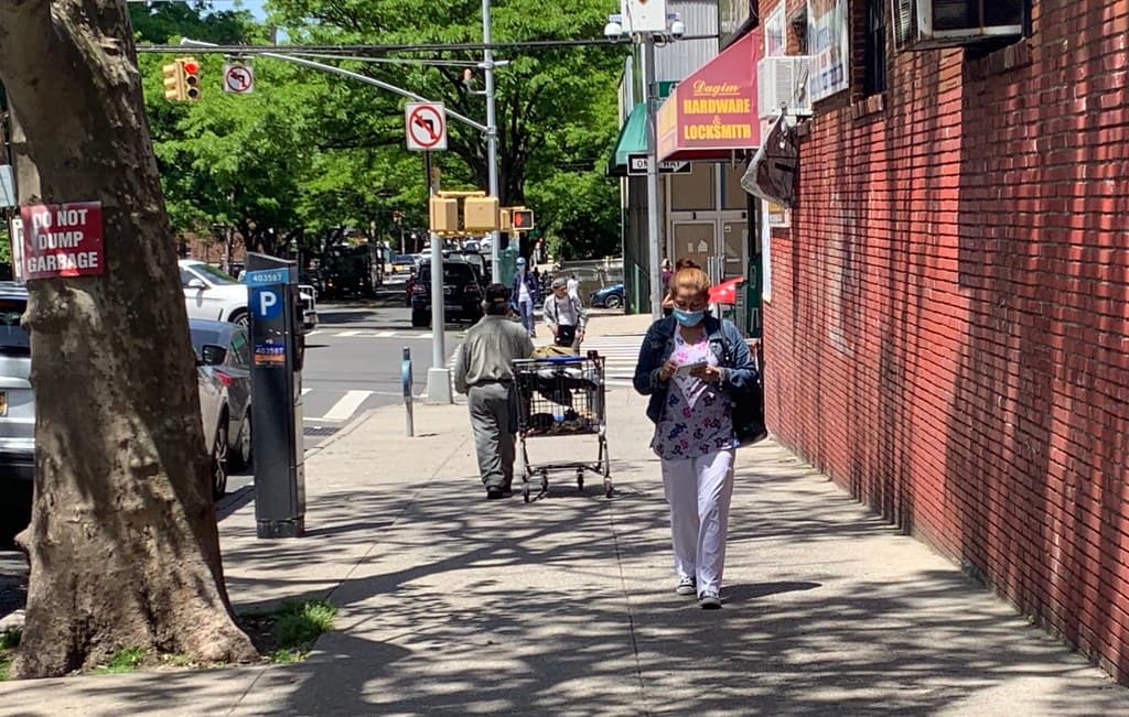 New protocols for brokers, a big reveal at LaGuardia, & more