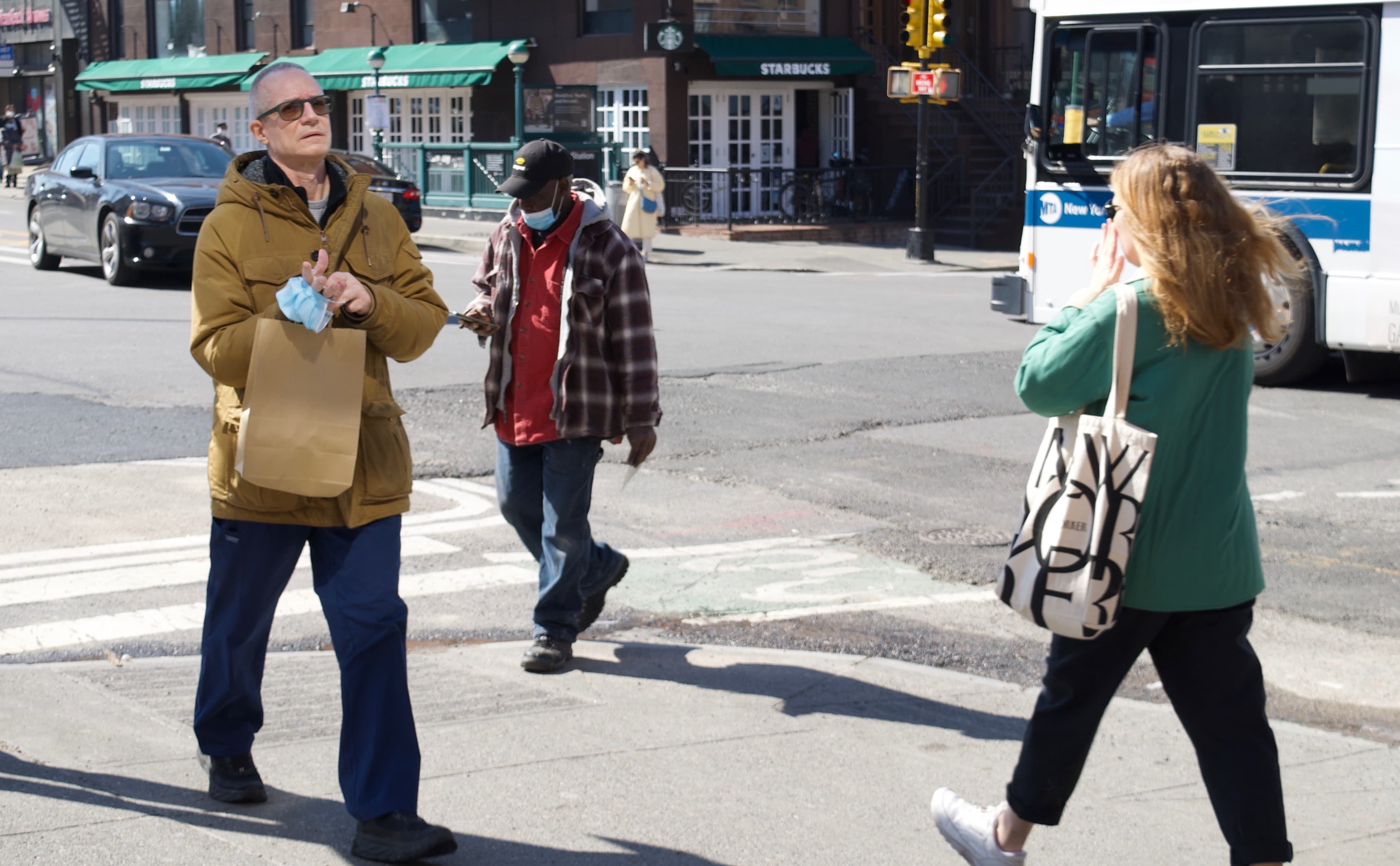 Fed raises interest rates, mortgage applications down, & more