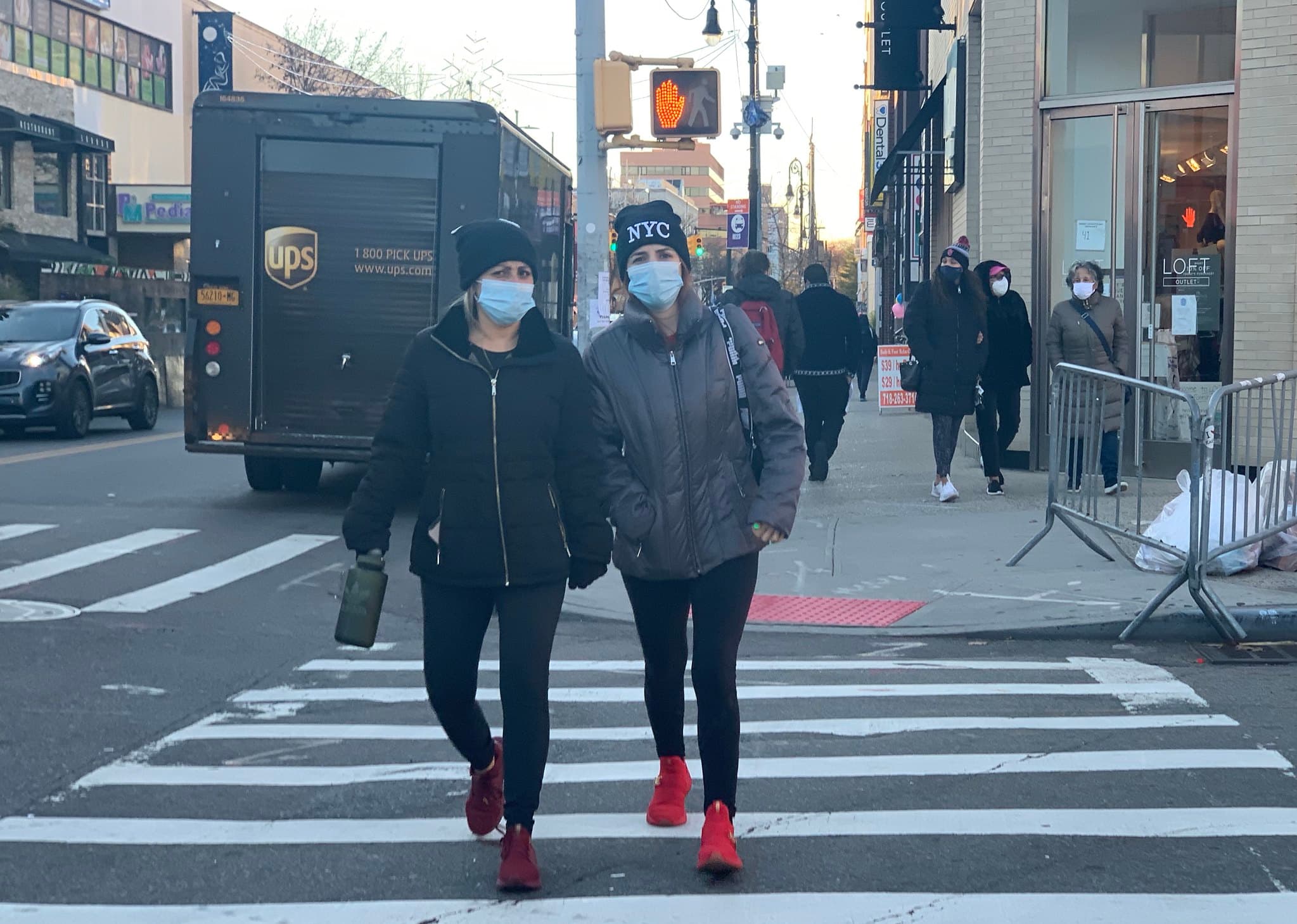 Manhattan and SI Covid hot spots, Inwood rezoning clears final hurdle, & more