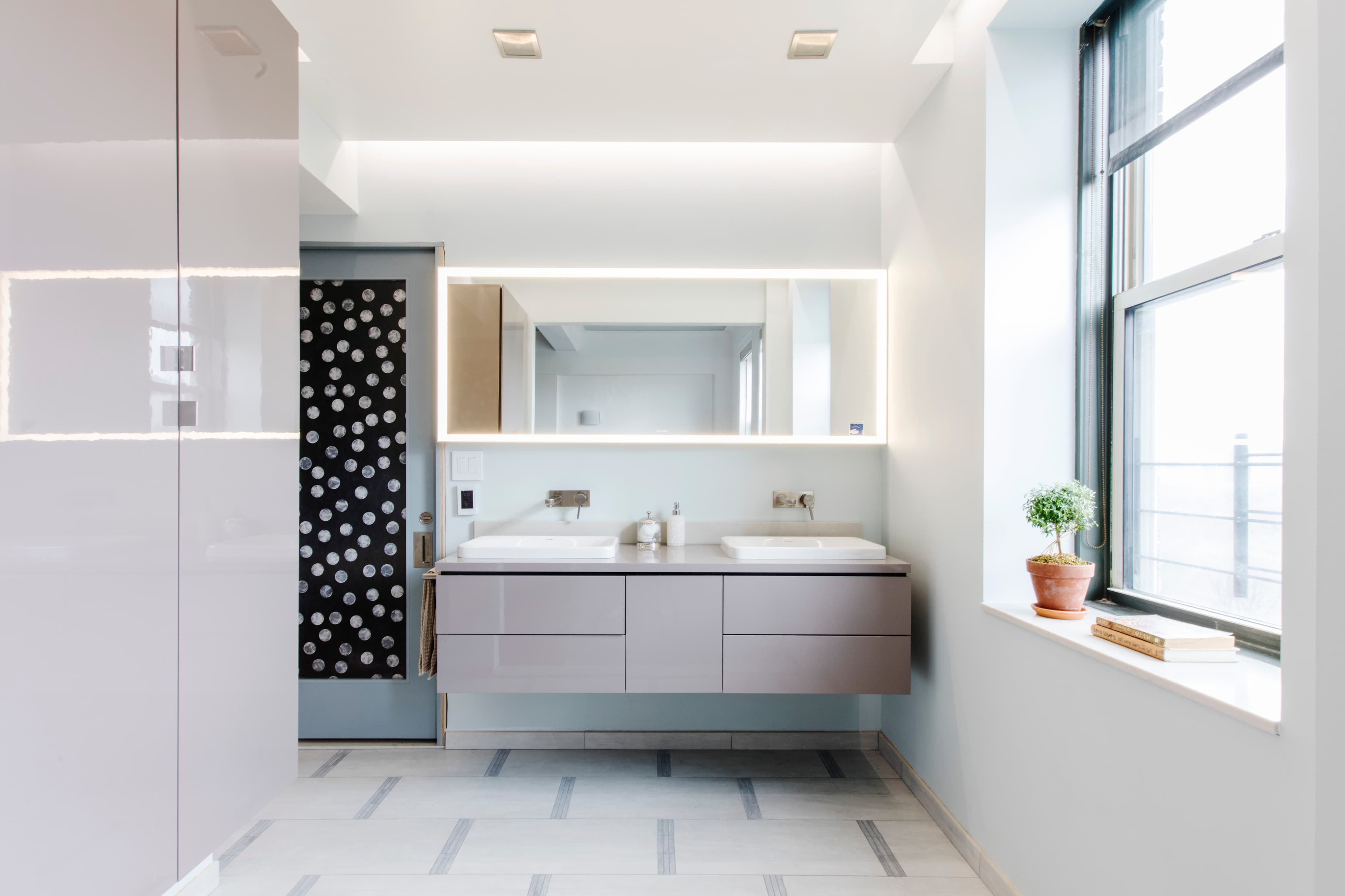 Here’s how much it costs to add a second bathroom to your New York City apartment—and the best place to put it