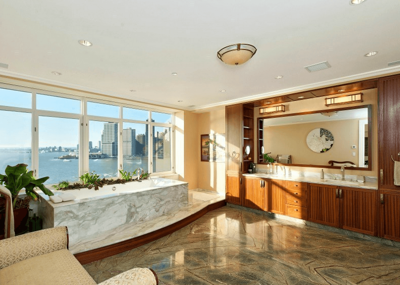 5 NYC abodes where even the bathroom has a view