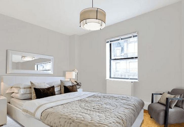 Low-Fee Rental Roundup: Greenwich Village, Koreatown, Bushwick, and more, from $1,550 to $3,925 a month