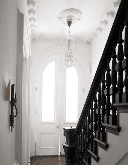 Lessons from a brownstone makeover, costly real estate for the dead, and more