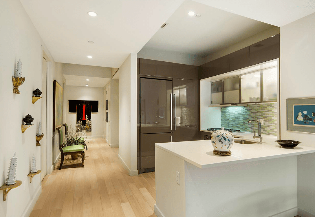 Buying an apartment with a "home office"—the same as having an extra bedroom?