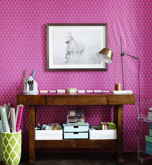 Turn wrapping paper into wallpaper, how a tiny apartment multi-tasks, and more