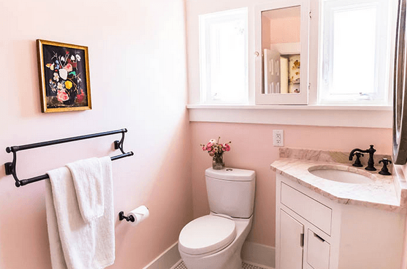 Give your bathroom an all-pink makeover, rent a $3,500 Bay Ridge house, and more