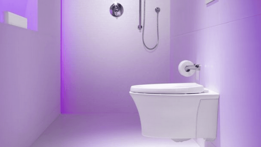 Bidets get trendy, dealing with a chatty roommate, and more