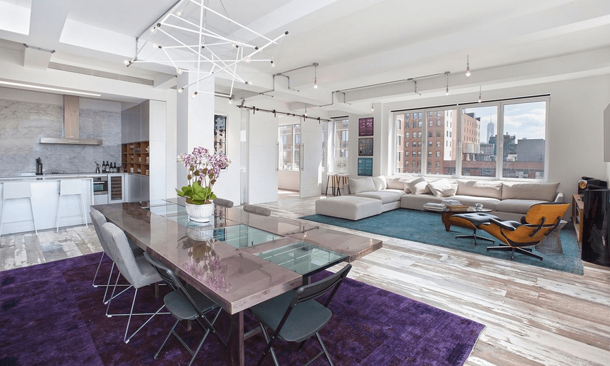 Stylish and practical, sliding barn doors add a touch of rural chic to big city homes