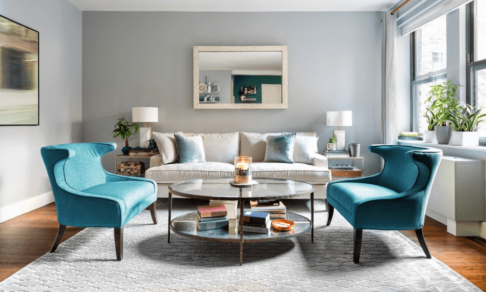 Prewar details abound in this Chelsea rental