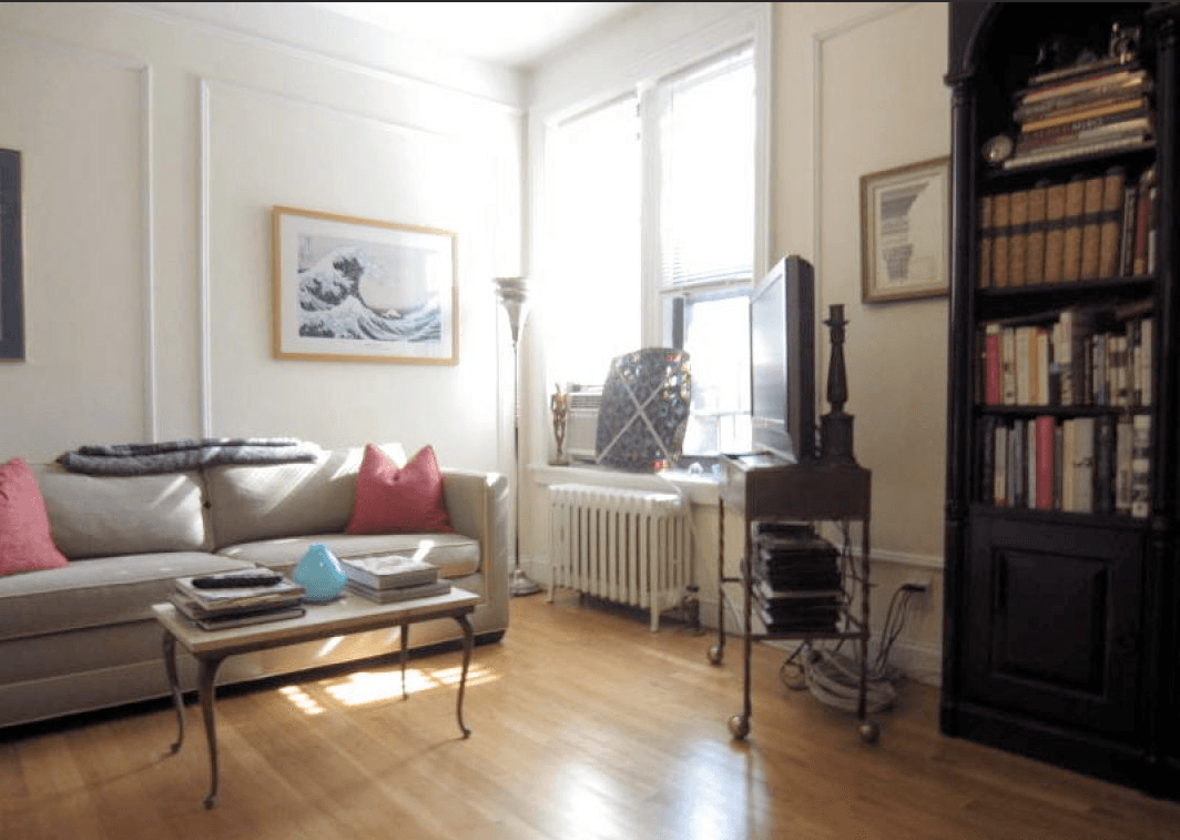 This $2,000 Harlem one-bedroom's got charming prewar details, but is that enough to sell you on it?