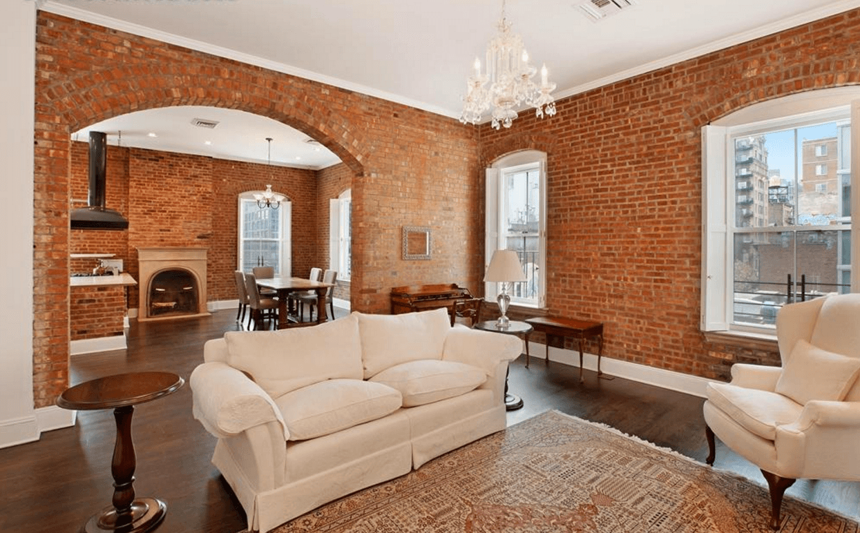 Rent a rare rooftop cottage in the East Village 