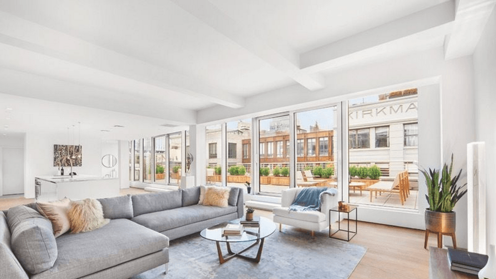 Travel to work by ferry from this three-bedroom DUMBO penthouse
