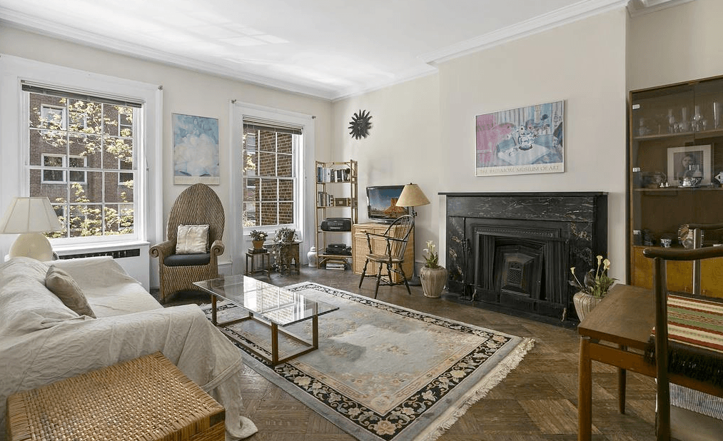 A classic —read: charming—Brooklyn Heights one-bedroom asking less than $600,000 