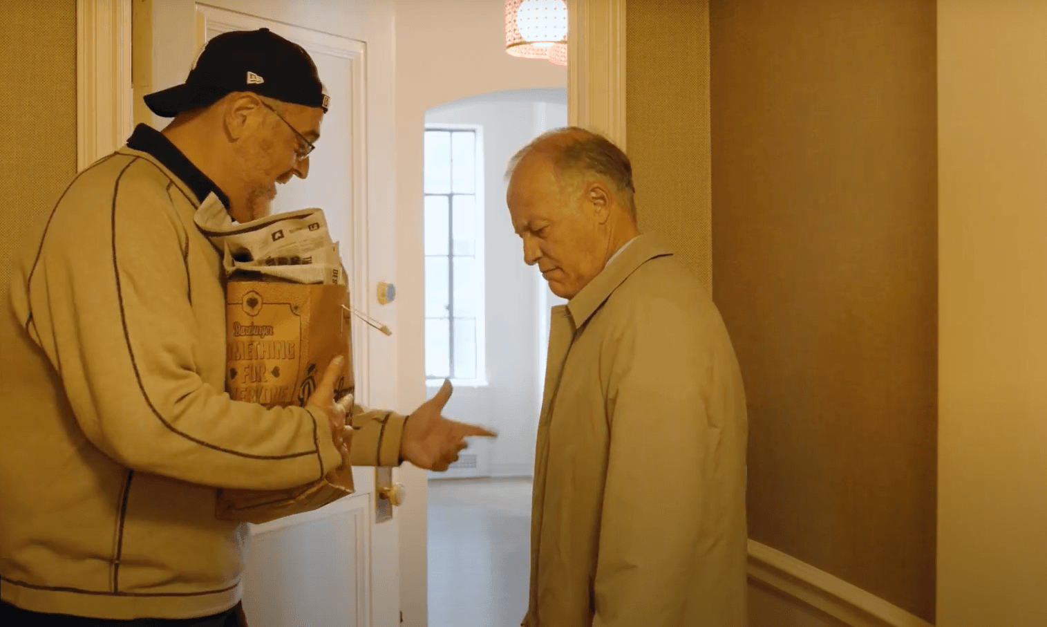 Brokers channel tv's 'Odd Couple' to sell actress Carole Shelley's condo [video]