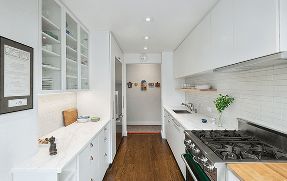 Making over a galley kitchen, squeezing into 90 square feet, and more