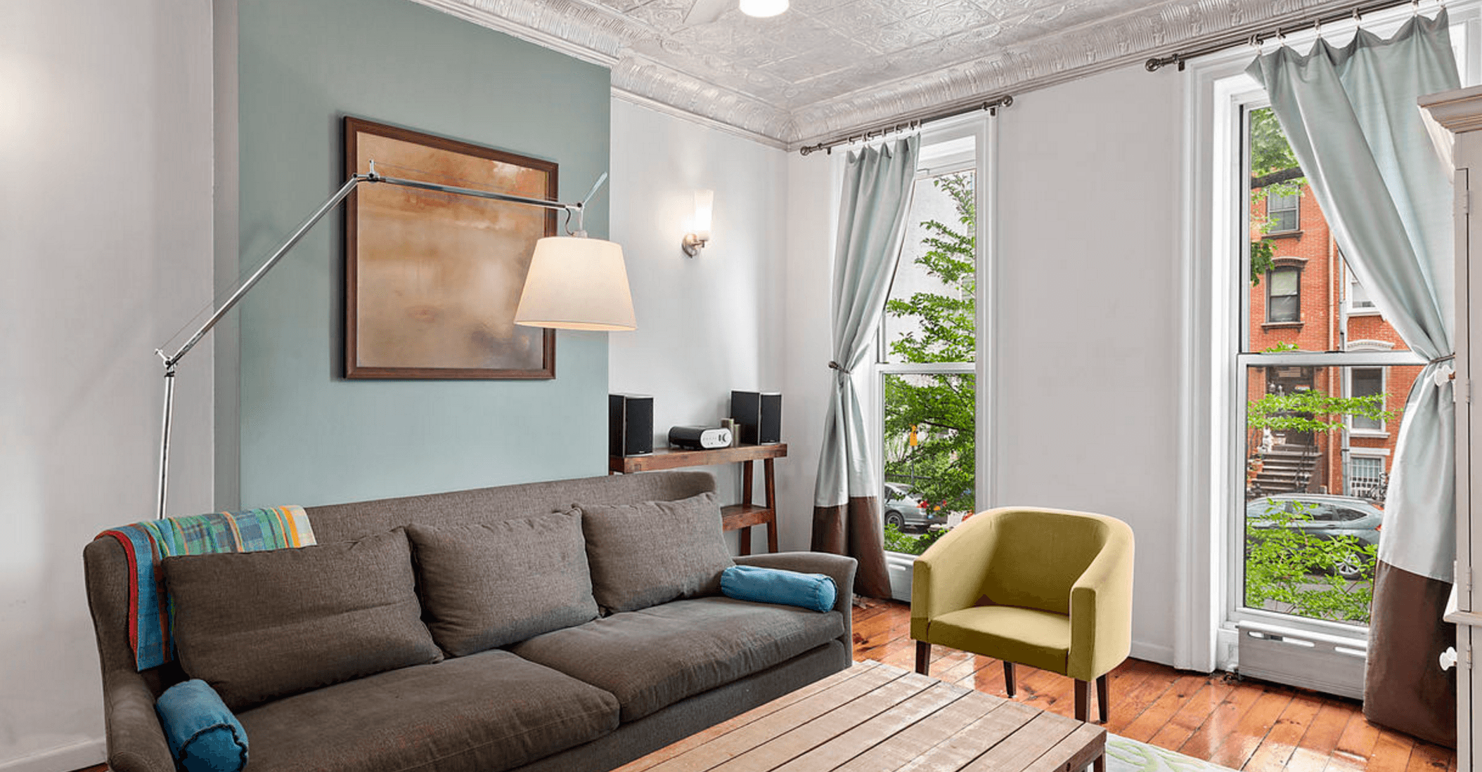 Throw dreamy summer dinner parties in this Park Slope townhouse