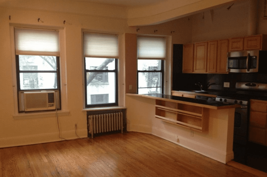 This $4,825 three-bedroom "penthouse" on the Upper West Side has a washer and dryer, a dishwasher and outdoor space. Should you jump on it?