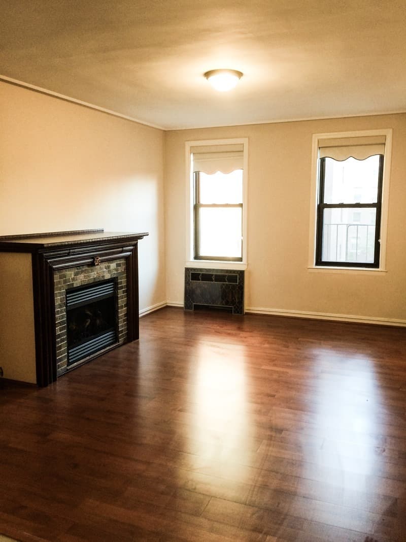 This Sunnyside two-bedroom has an extra room and a very reasonable price. But what's up with the phantom bathroom?