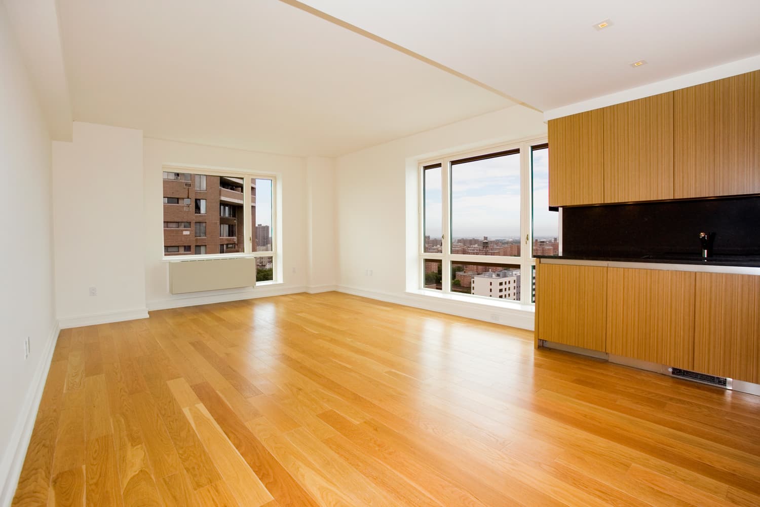 Take It or Leave It: Would you pay $2,900/month for this Upper East Side studio?
