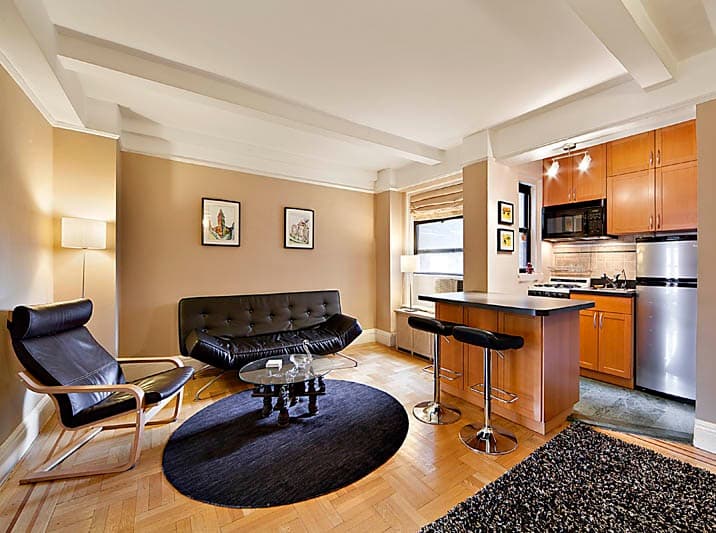 Post-$150-discount, is $2800 a month on target for this Upper West Side co-op?