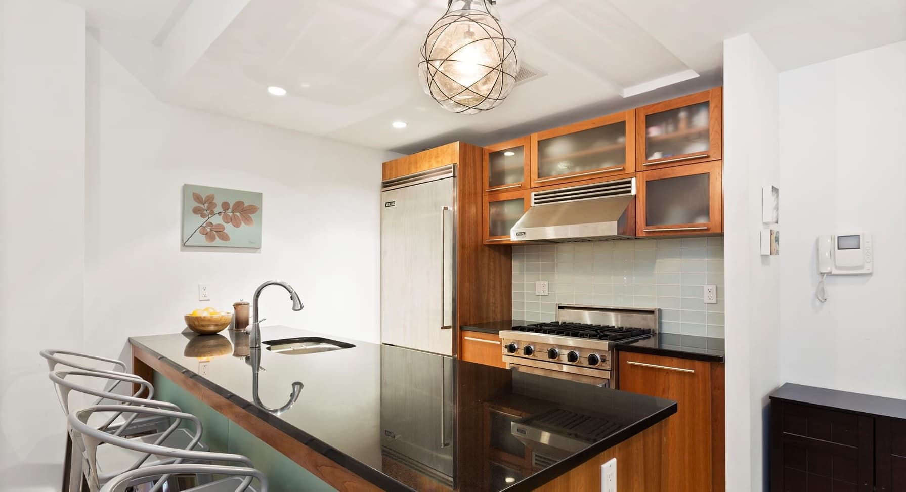 With the L train shutdown looming is now the time to get major discounts in Williamsburg and Greenpoint?