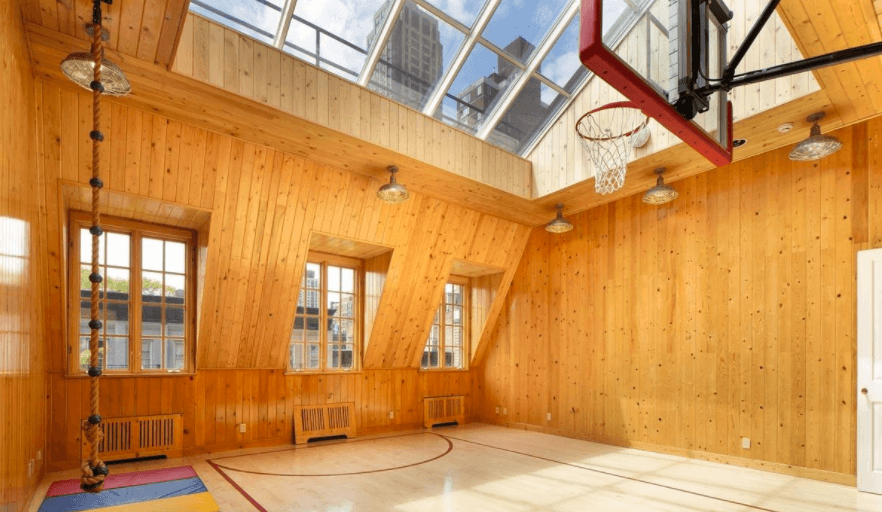 Buy a townhouse (with basketball court!) near the Second Avenue subway—at a $2 million discount