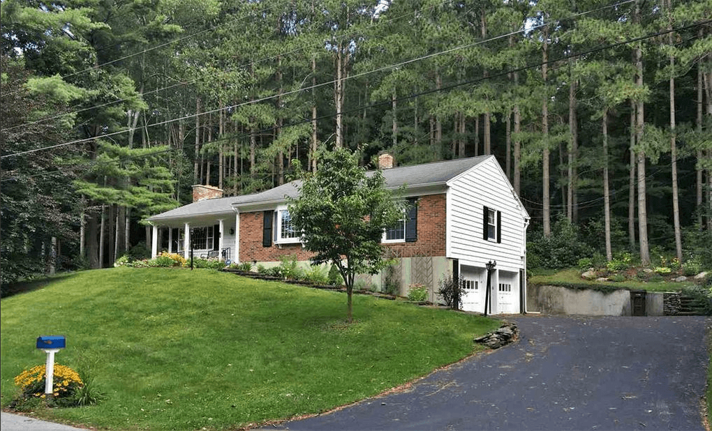 Buy a home base for leaf peeping and skiing in Vermont for just $249,000