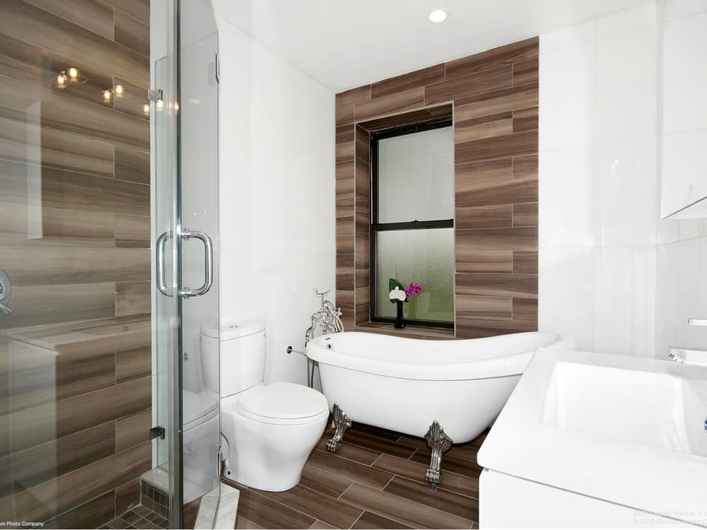 Pining for a clawfoot bathtub, fresh air and an office under the stairs