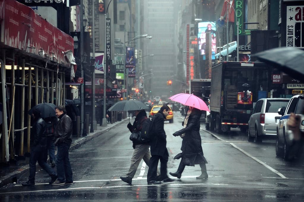 Massive development coming to the Astoria waterfront, sweet talking a seller, & more