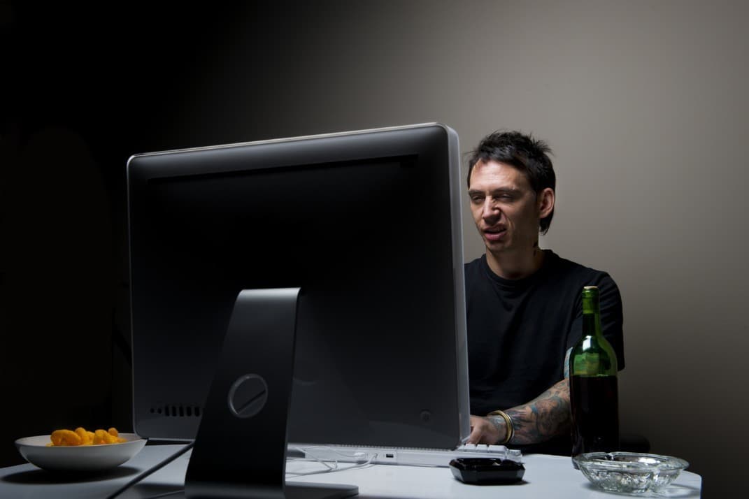 How to find a room (and a roommate) on Craigslist—and avoid the freaks