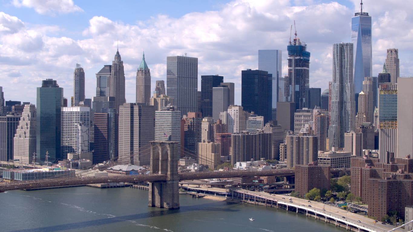 Report: New development drags down prices in a 'polarized' Manhattan real estate market