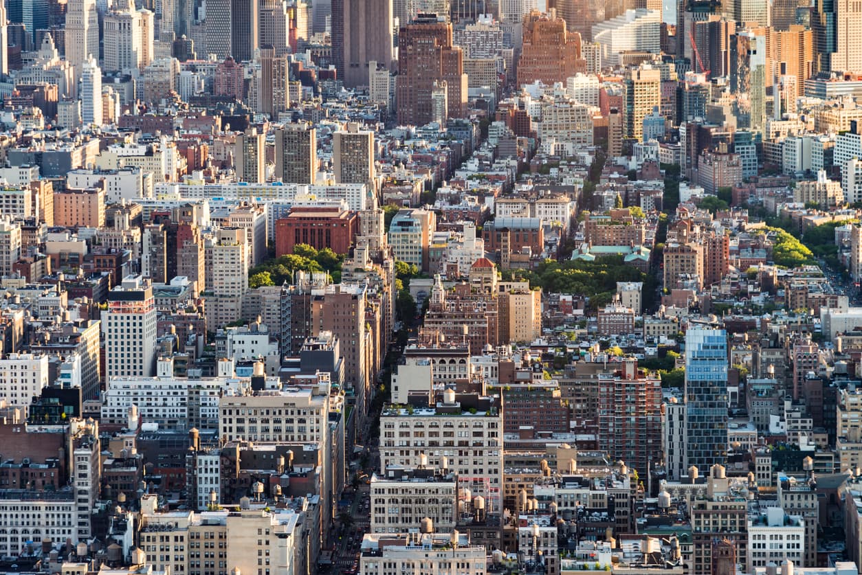 How to read NYC co-op or condo board meeting minutes: What your lawyer needs to know