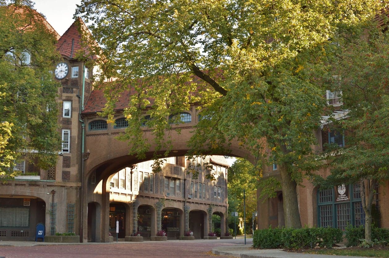 What you need to know about living in Forest Hills, a village-like place in the middle of Queens