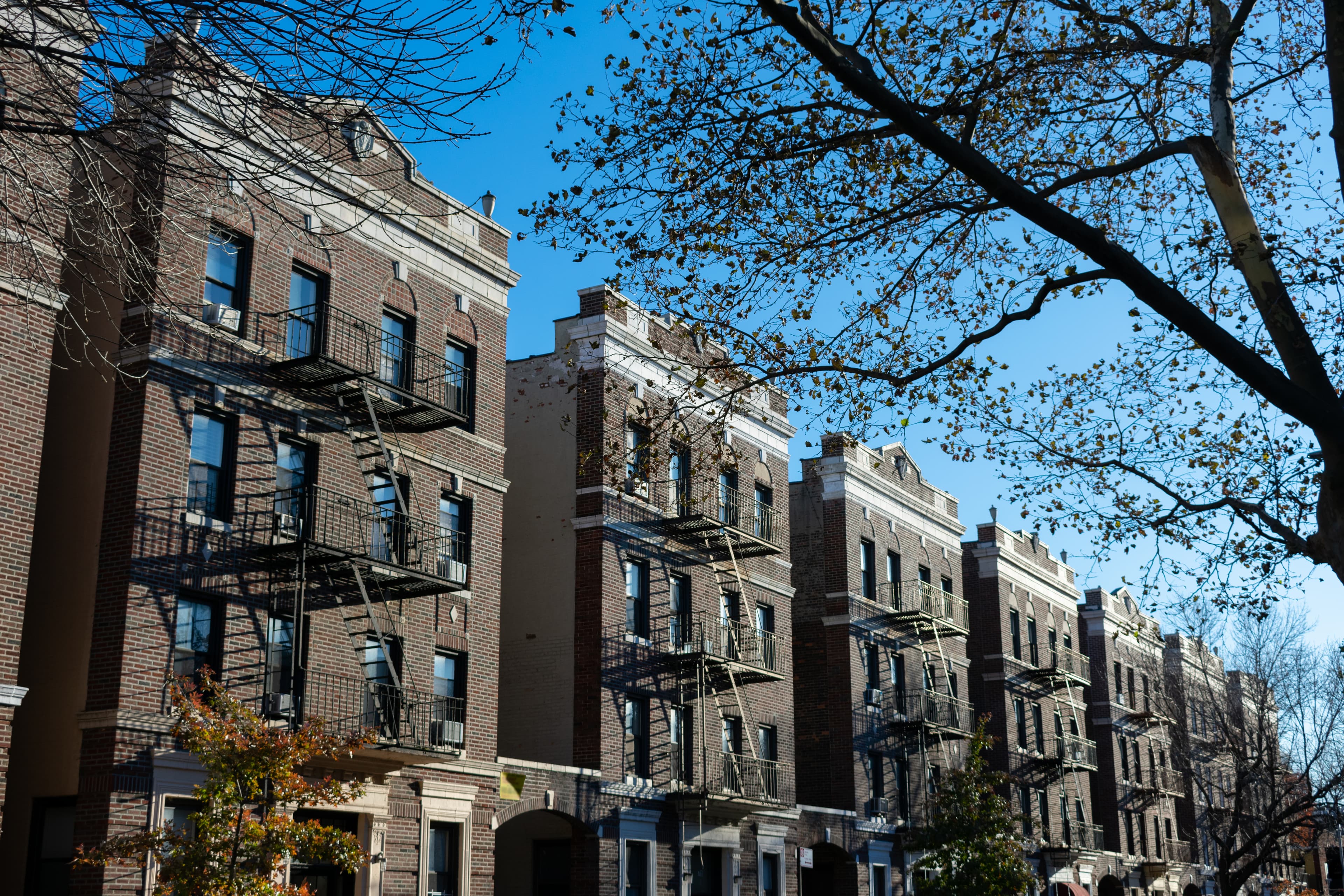 Some NYC landlords are now offering three months of free rent to fill apartments