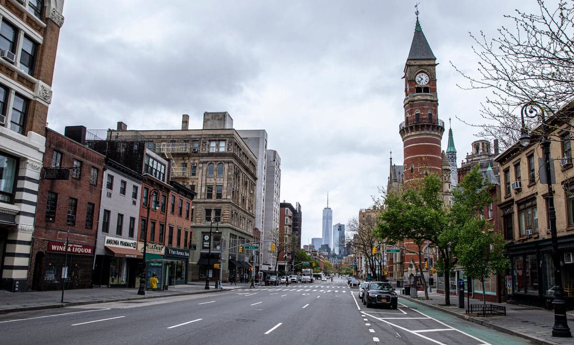 Manhattan sellers slowly return to the market