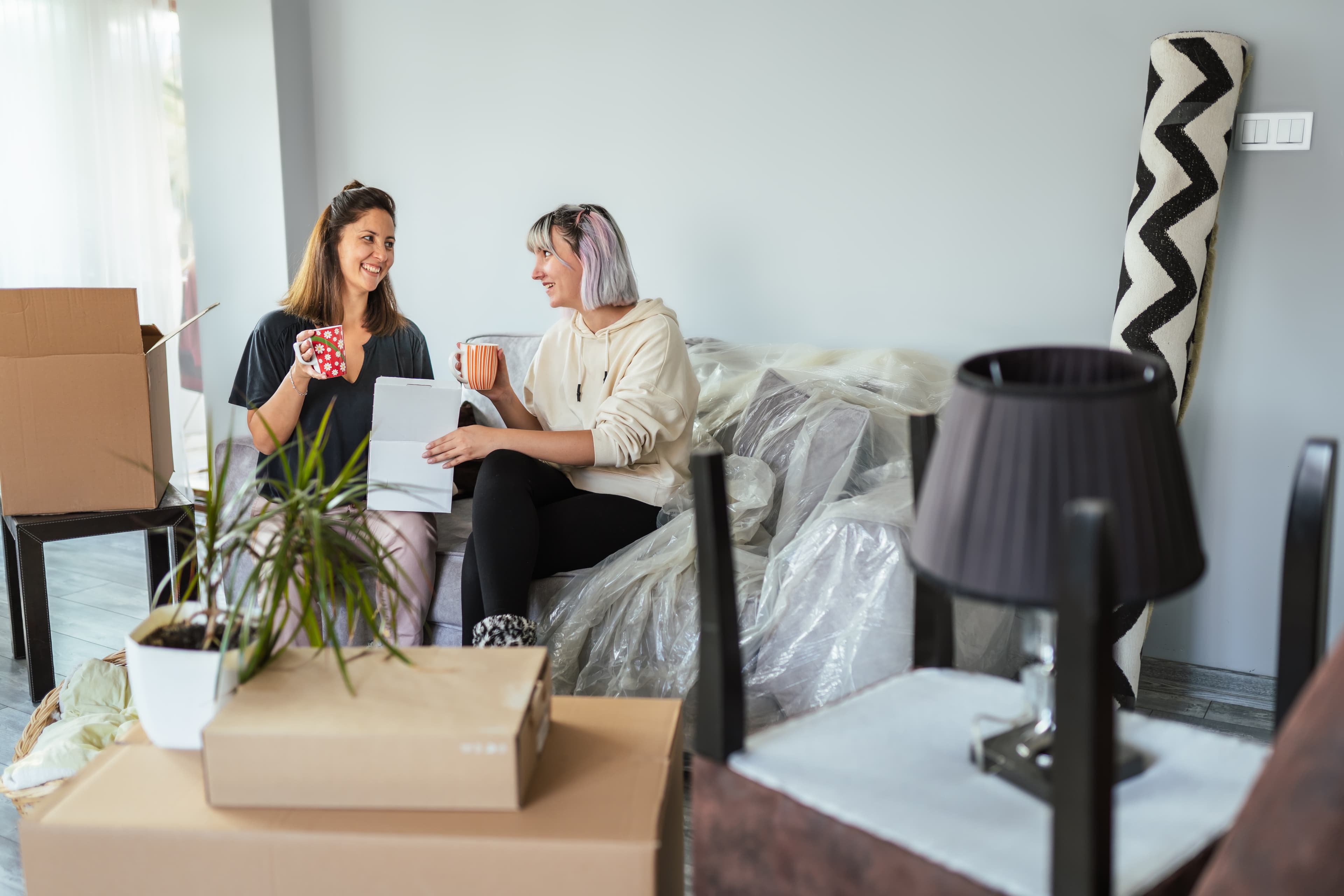 Here are the best ways to find a roommate in NYC