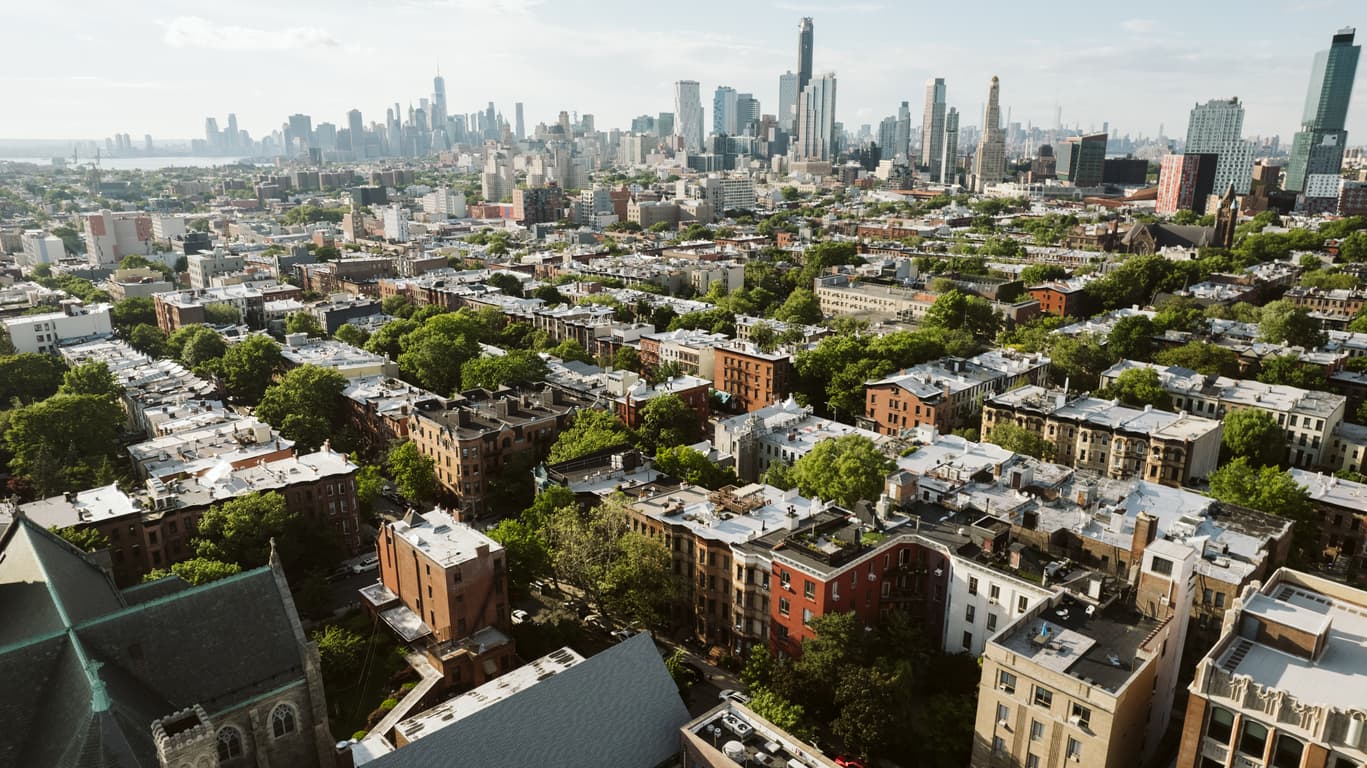 Brooklyn’s median price slips but sellers are doing better than in Manhattan